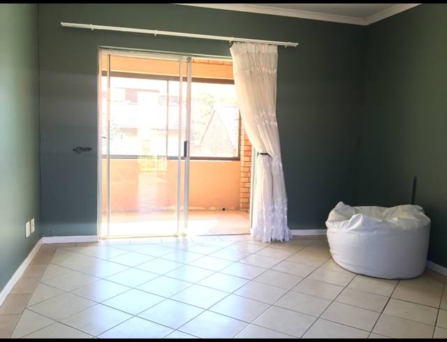 2 BEDROOM APARTMENT RENTED IN MOOIKLOOF RIDGE